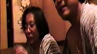 myanmar couples in japan